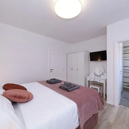 House Bona Hébergement de vacances