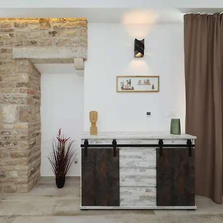 House Bona Hébergement de vacances Sukošan