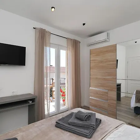 Dom wakacyjny House Bona *