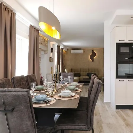 Dom wakacyjny House Bona *