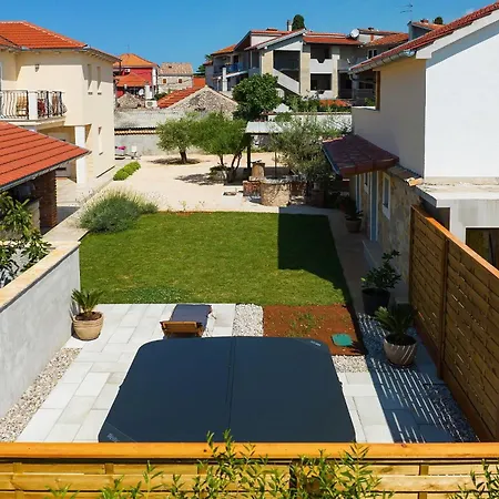 House Bona * Sukošan