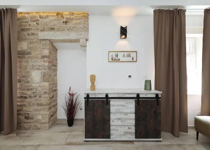 House Bona Ferienhaus Sukošan